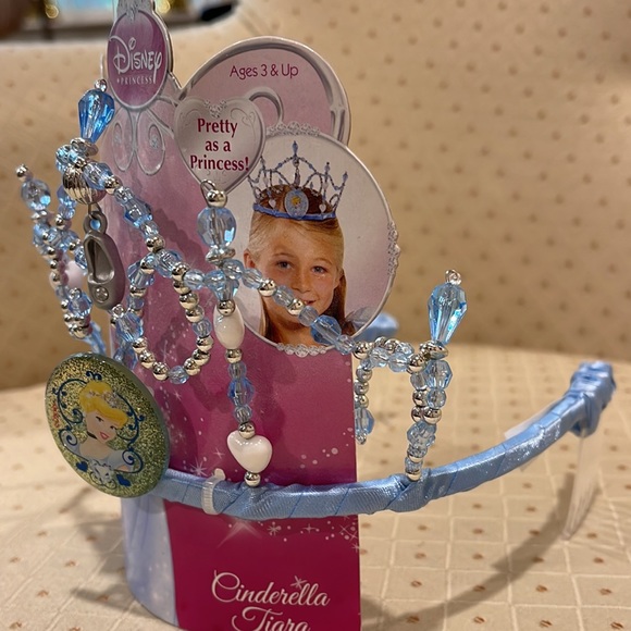 NWT Disney Cinderella Tiara - Picture 3 of 6